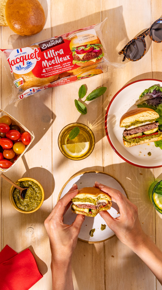 Burger halloumi, streak et légumes grillés - recette estivale - Jacquet - marque agroalimentaire