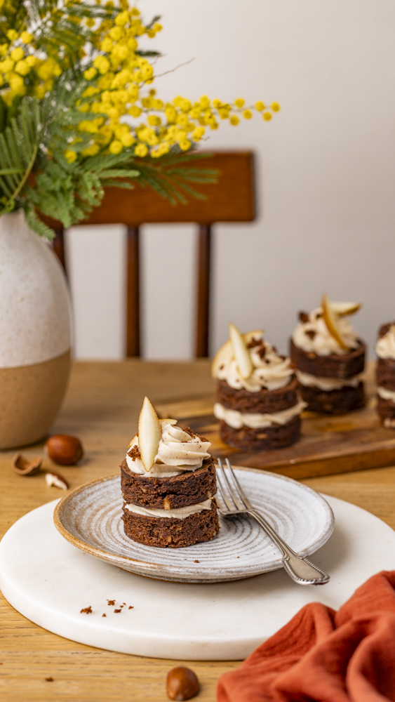 Gateaux chocolat poire - ganache montée noisette - photographe culinaire lyon